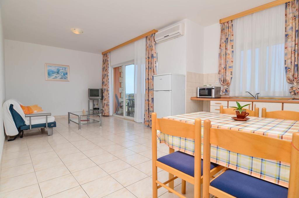 Apartments Villa Iva Orebić Rom bilde